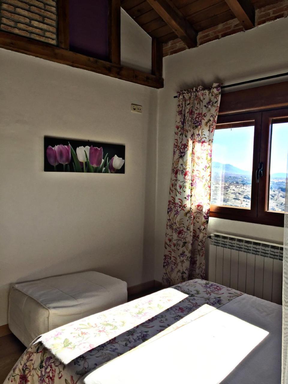 El Corral De Concejo Guest House Horcajuelo de la Sierra Ngoại thất bức ảnh